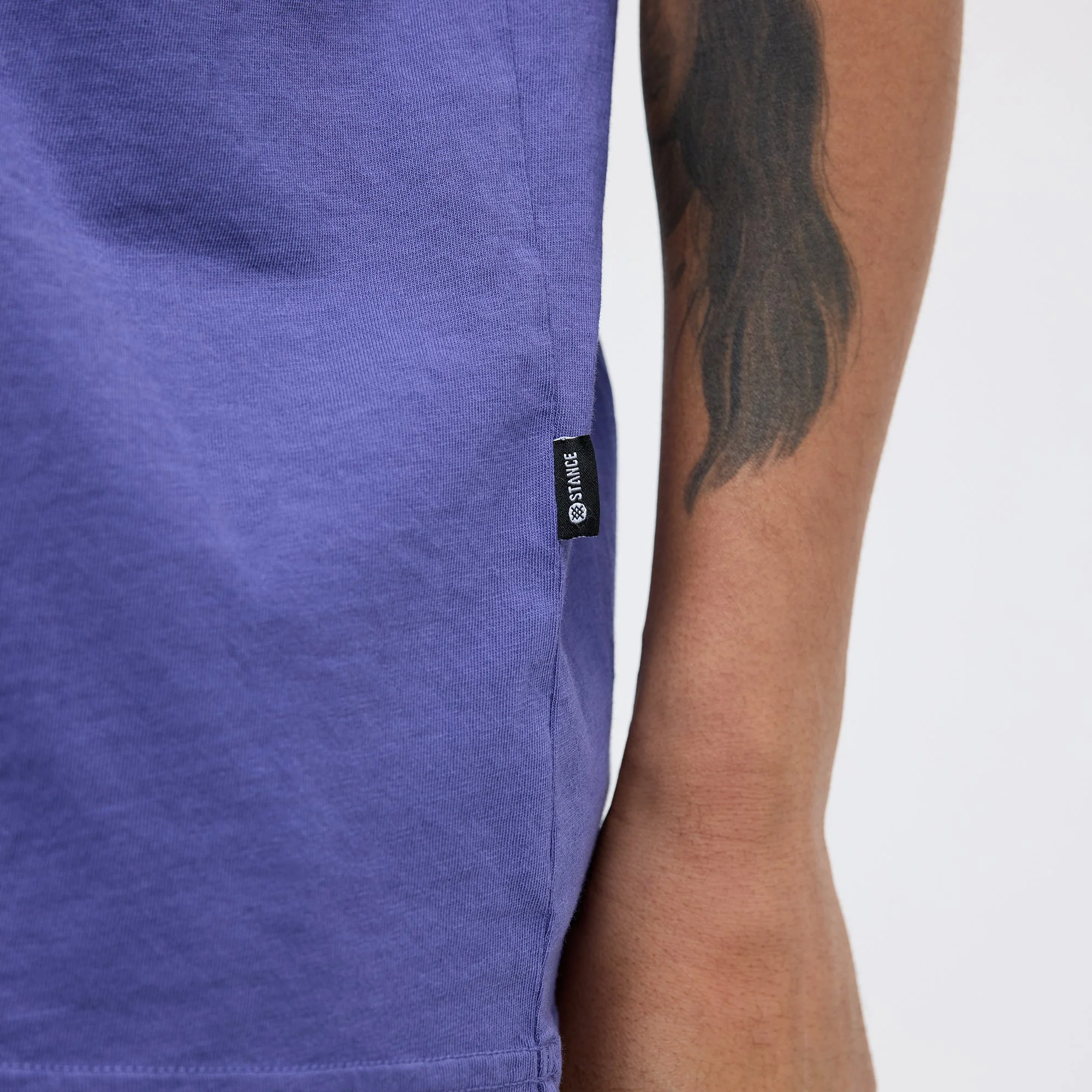 STUDIO ORGANIC COTTON TEE - Image 5